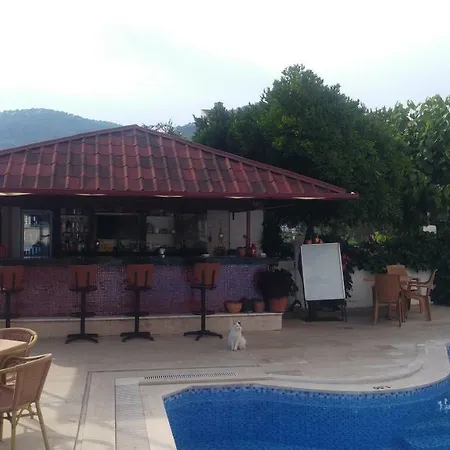 Blue Paradise Apart Aparthotel
