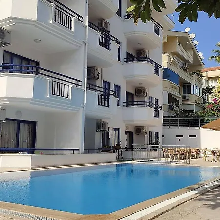Blue Paradise Apart Ξενοδοχείο με διαμερίσματα 3*
